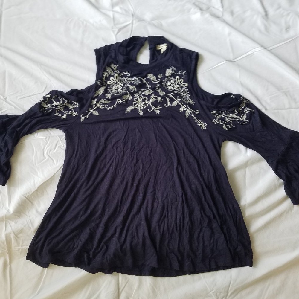 Eyeshadow Womens' Size L Cold Shoulder Blouse